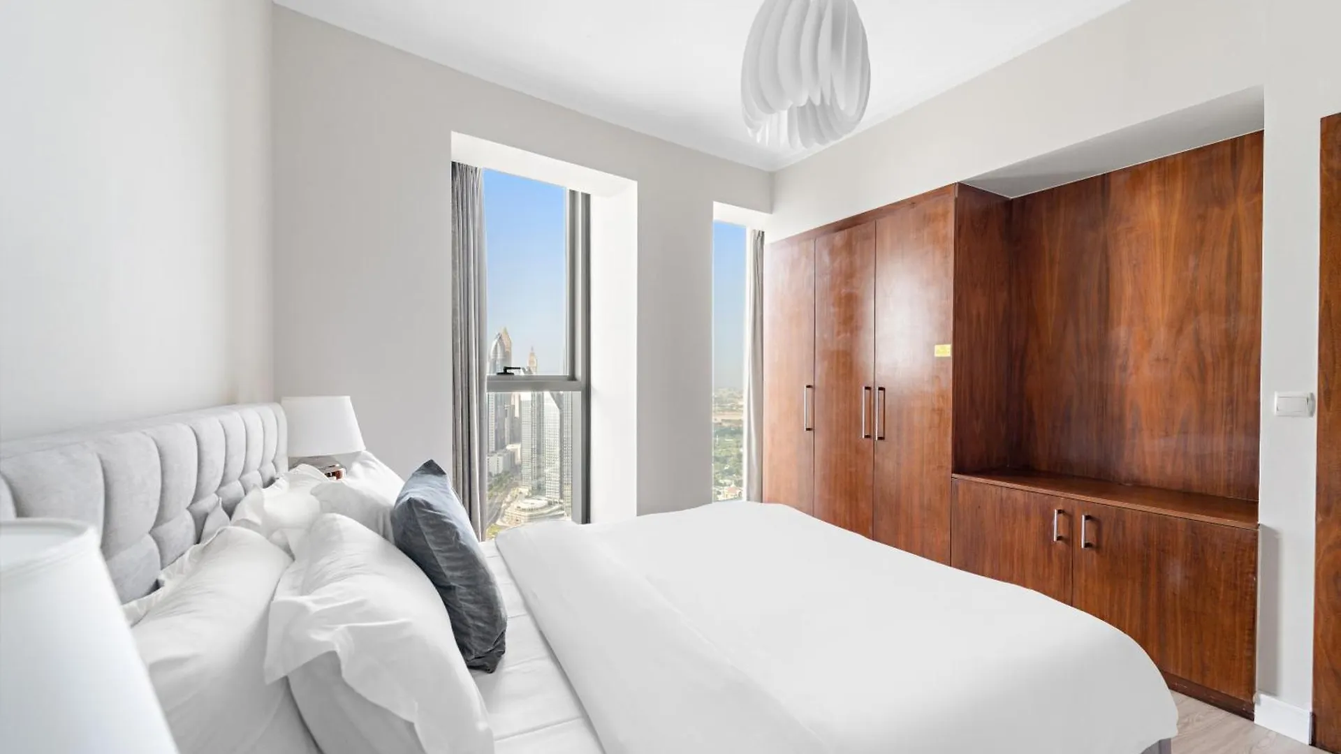 Daire First Class 3Br With Full Burj Khalifa And Fountain View Dubai Birleşik Arap Emirlikleri